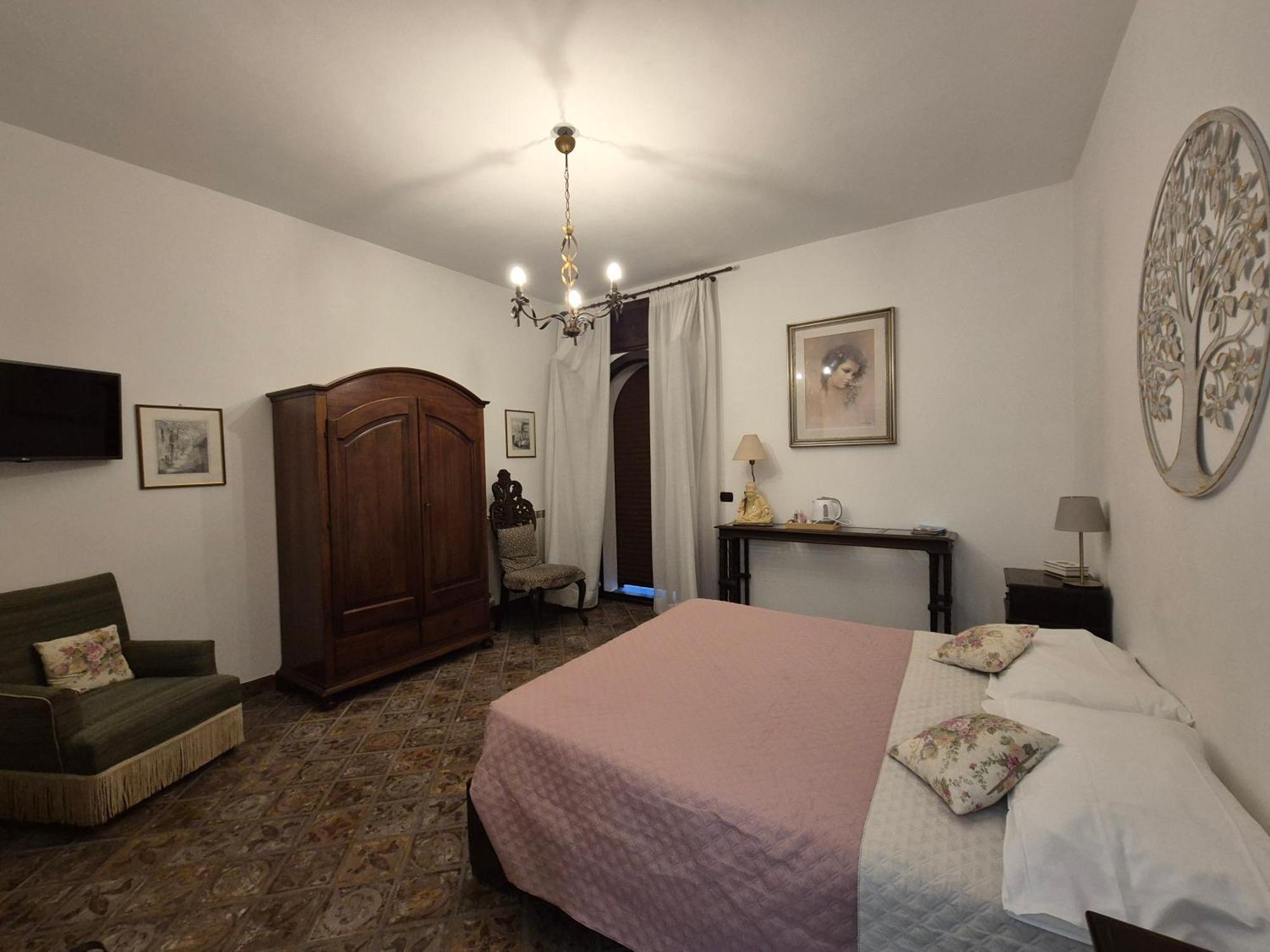 Bed and Breakfast La Cicogna Аджерола Номер фото