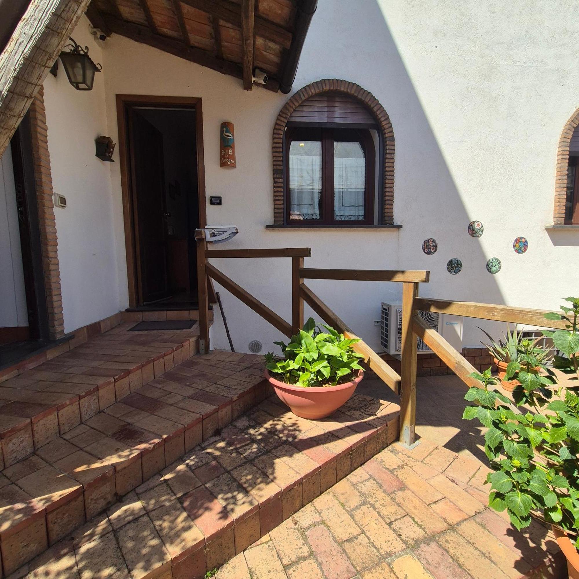 Bed and Breakfast La Cicogna Аджерола Номер фото