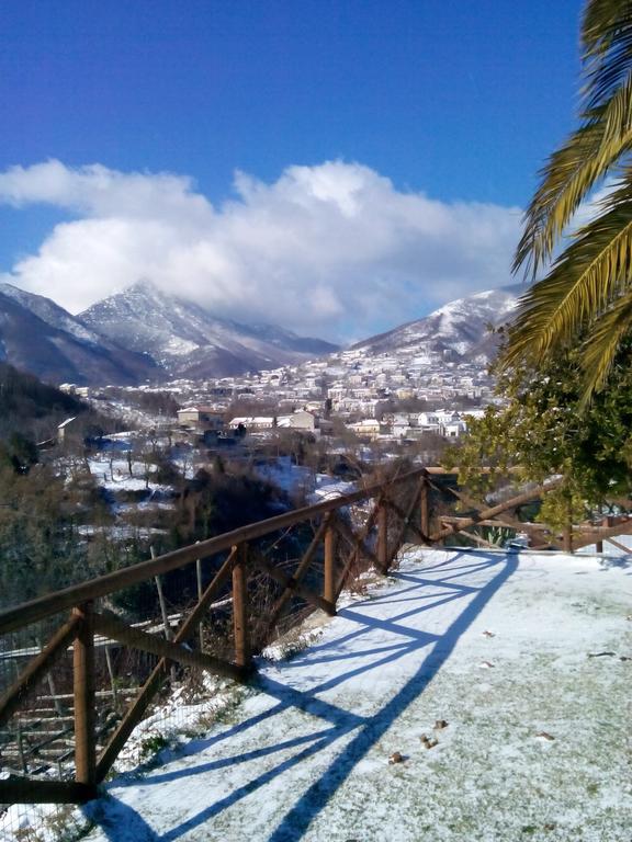 Bed and Breakfast La Cicogna Аджерола Экстерьер фото